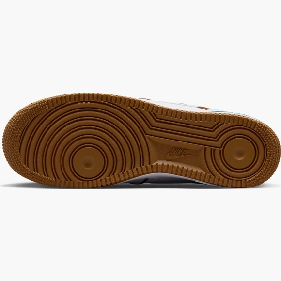 Nike 
Air Force 1 ‘07 LX
Brand new - Picture 11 of 13